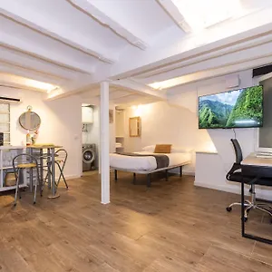 https://unik-vacation-en-granada.top-hotels-tarragona.com
