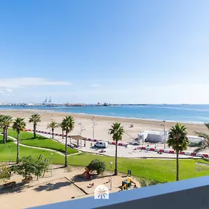 https://paradis-playa-magnificas-vistas-en-primera-linea-de-mar.top-hotels-tarragona.com